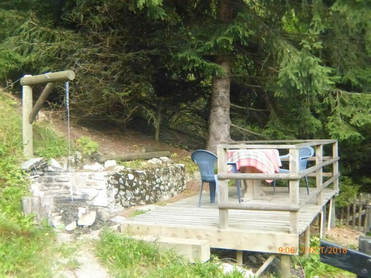 Charming Chalet With Panoramic View And Private Parking In Gruyere Gruyeres Extérieur photo